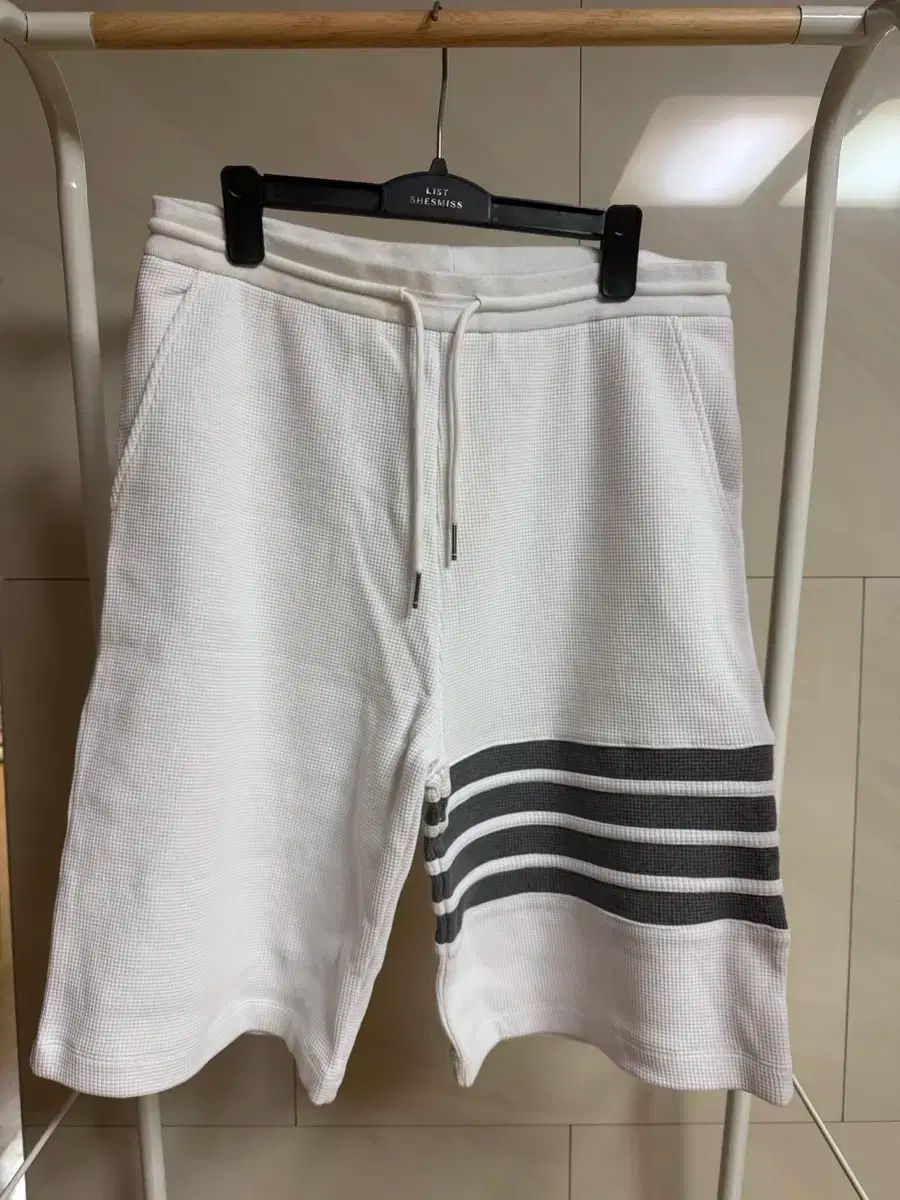 トム ブラウン ワッフル ハーフパンツ