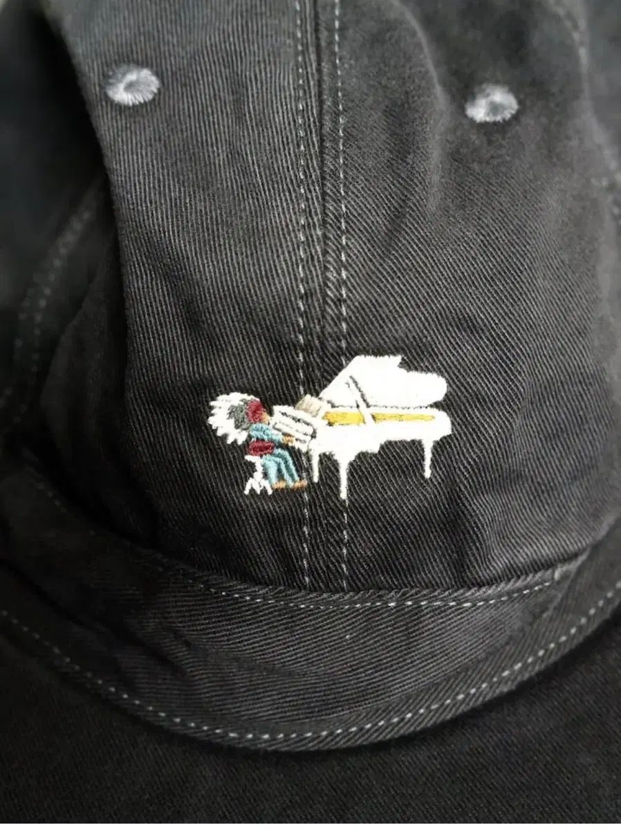 KAPITAL ムラチノ ブリム フィールド キャップ