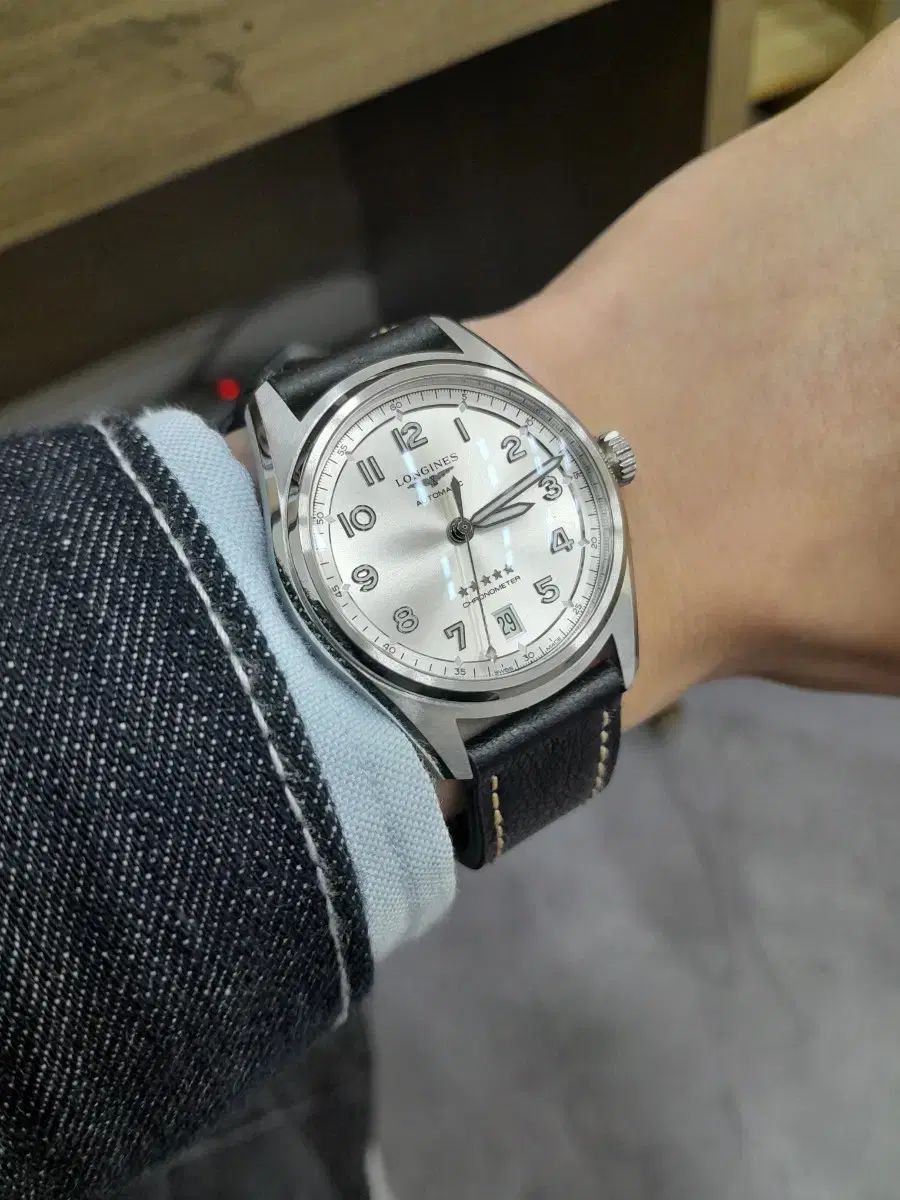 LONGINES スピリット 37 シャンパン 25年9月スタンプ