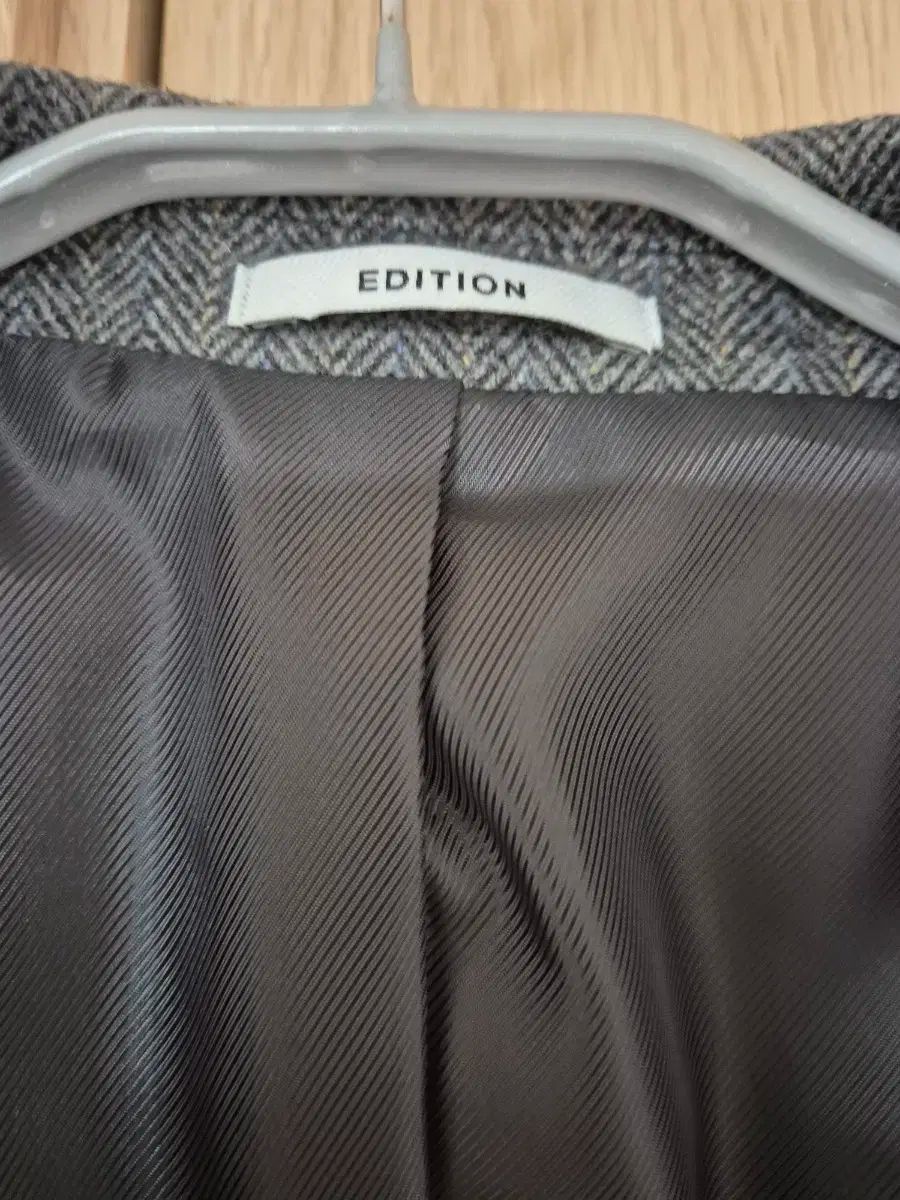 AND Z エディション ヘリンボーン ジャケット グレー 105