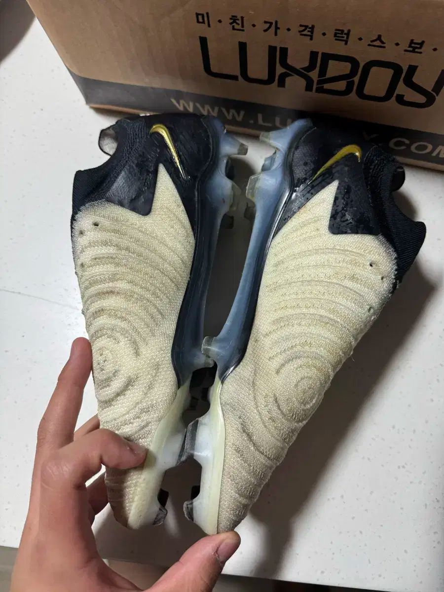 ナイキ FANTOM GX 2 エリート サッカーシューズ