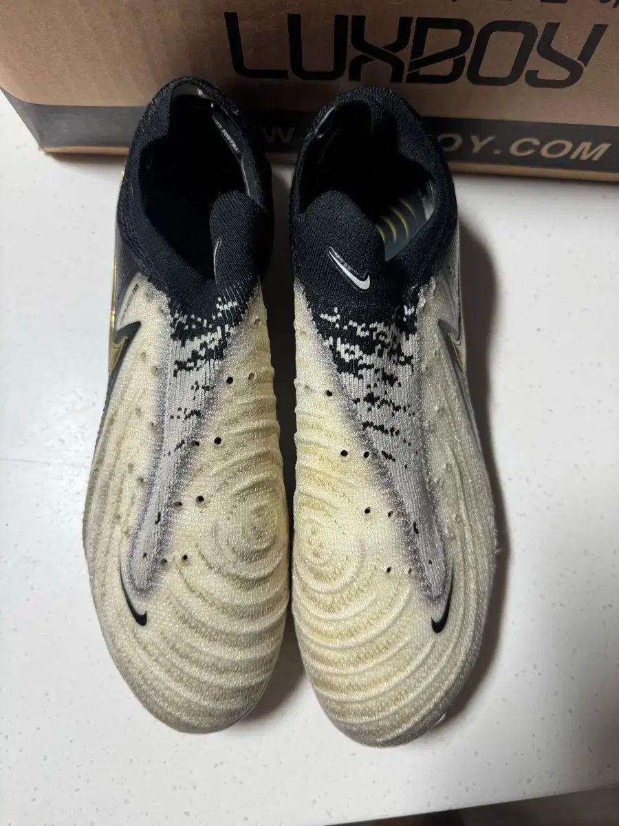 ナイキ FANTOM GX2 エリート サッカーシューズ