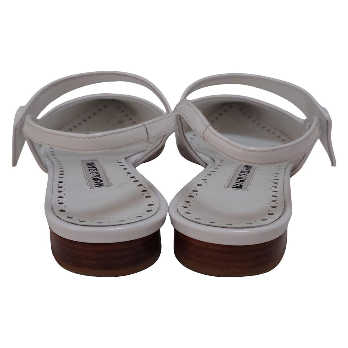 MANOLO BLAHNIK(マノロブラニク) サンダル 36 レディース 白 レザー