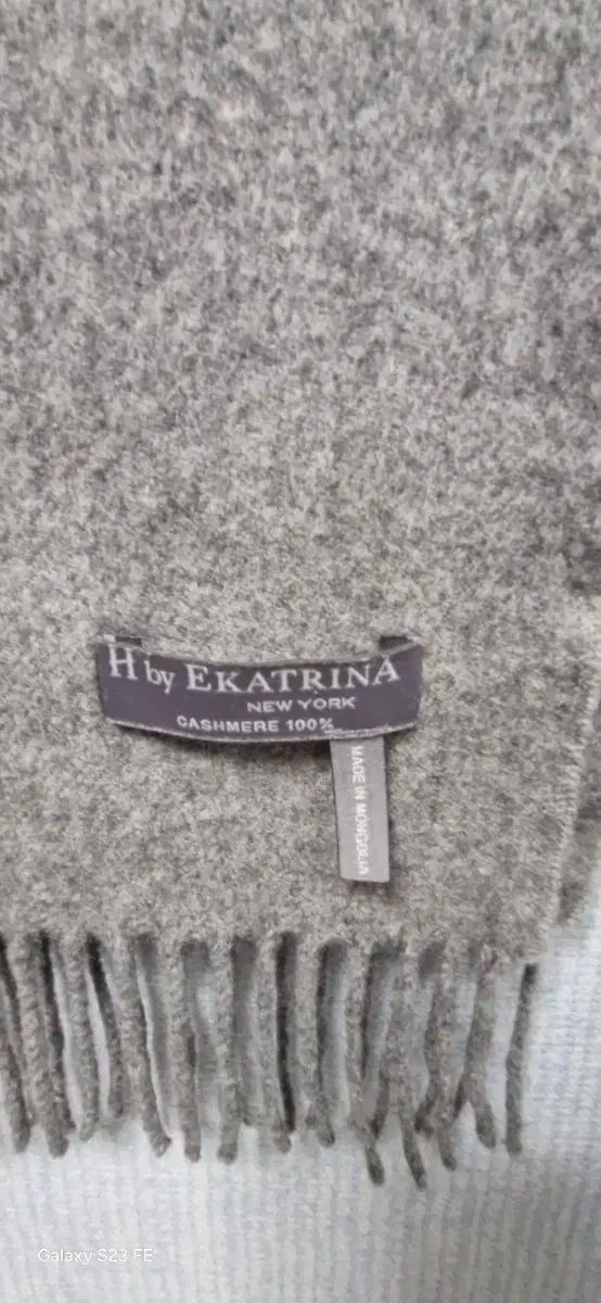 H by カシミア100％ 몽골리아산