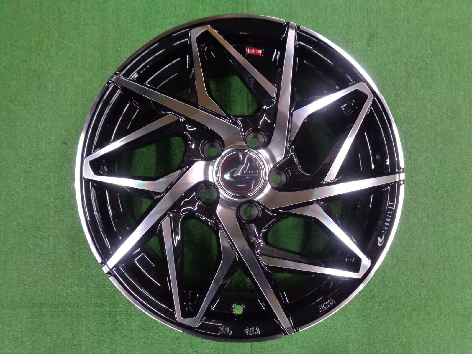 ホイール レオニスIT 6 J 15 5 H 100 45 シエンタ カローラ 15インチ PBMC