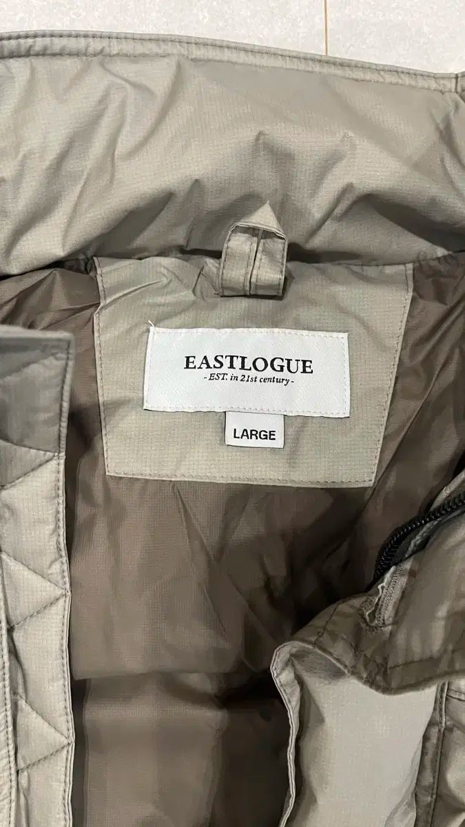 イーストローグ ハイカー ダウン パディング L ラージ 105