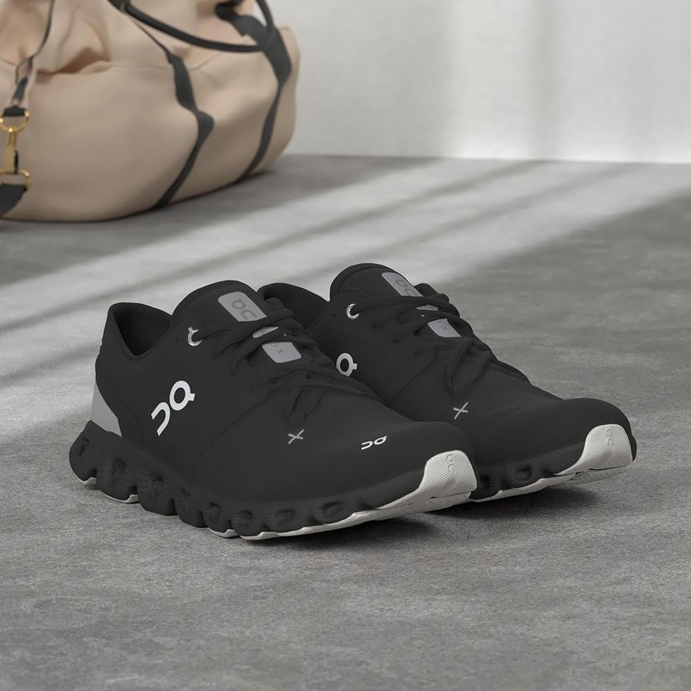 ON オン ランニングシューズ Cloud X 3 メンズ 28.0cm