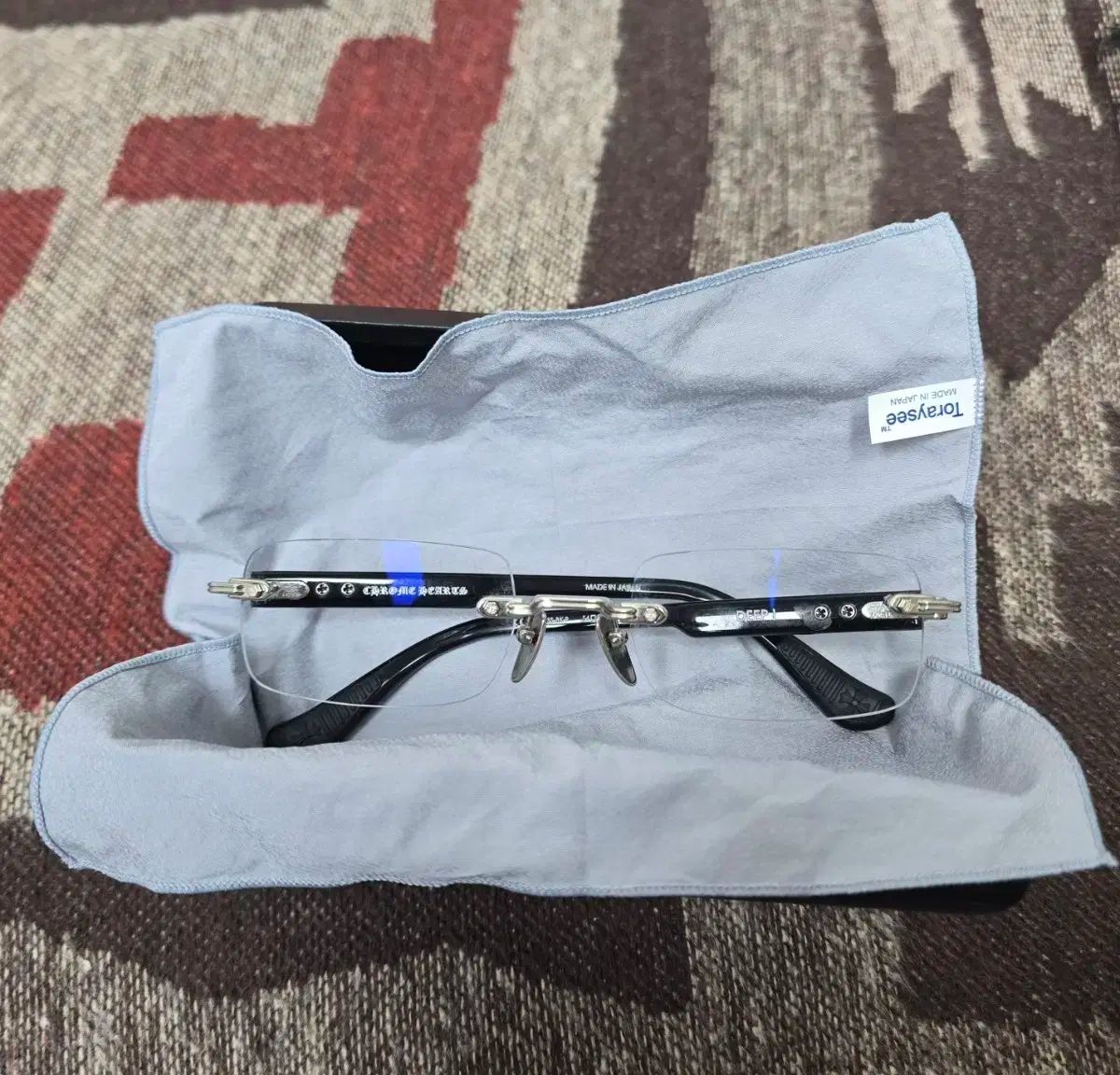 CHROME HAEATS クロムハーツ ディープ チュール シャイニング シルバー ブラック 54 サイズ