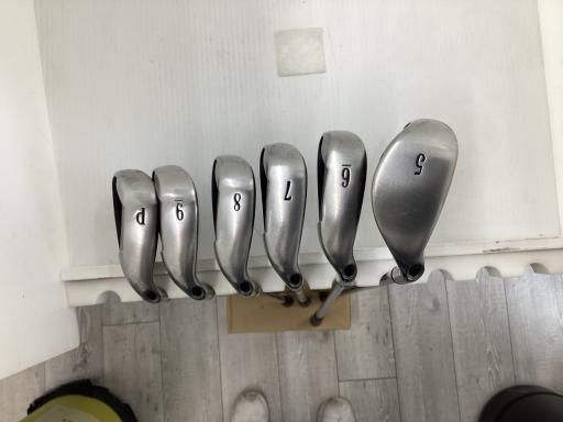 【】 キャロウェイ BIG BERTHA IRONS(2008) 6S USA アイアンセット IR BIG BERTHA STEEL (フレックスUI) メンズ 男性用 右利き 右用 Cランク ゴルフクラブ