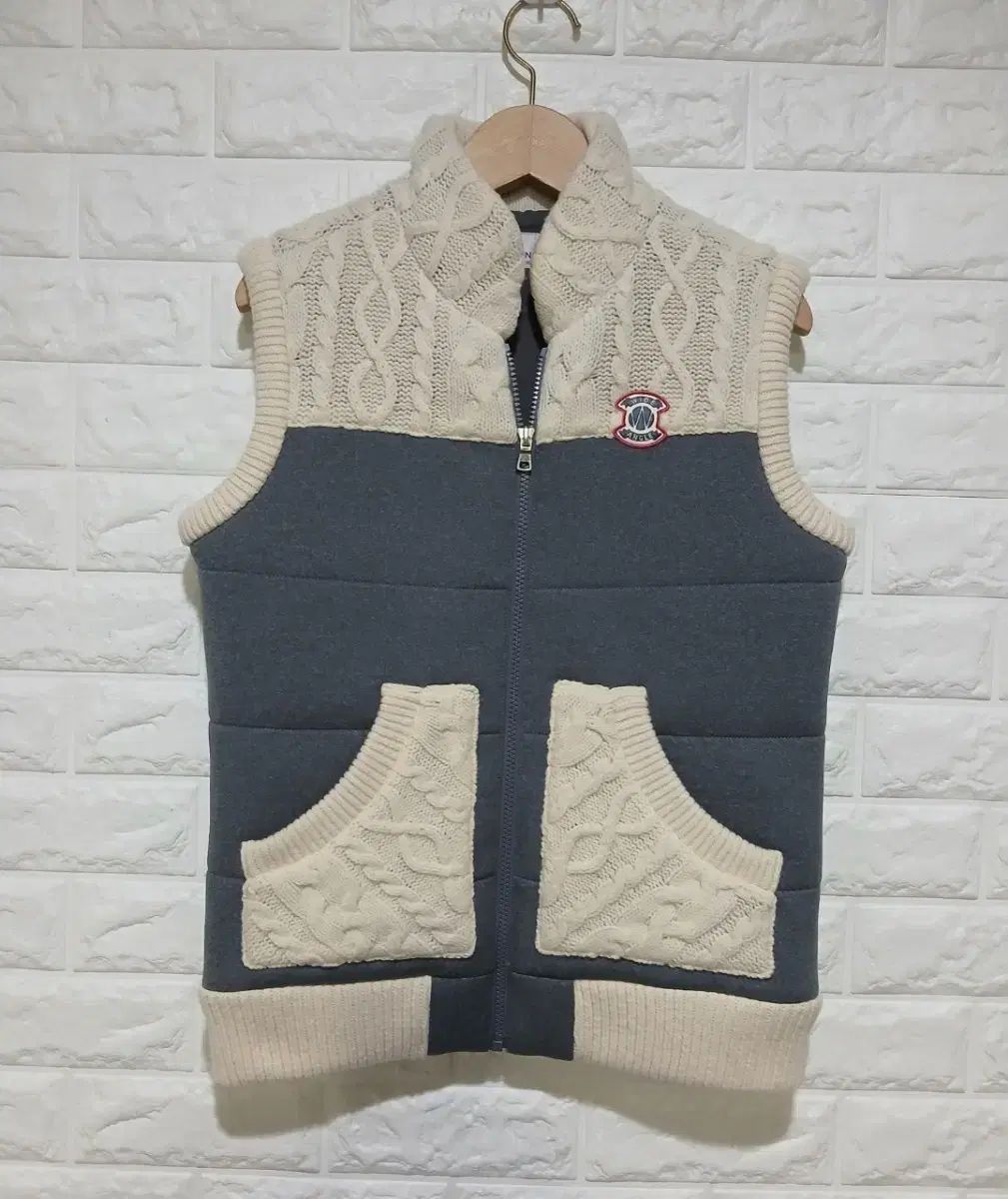 WIDE ANGLE ダウンベスト 90