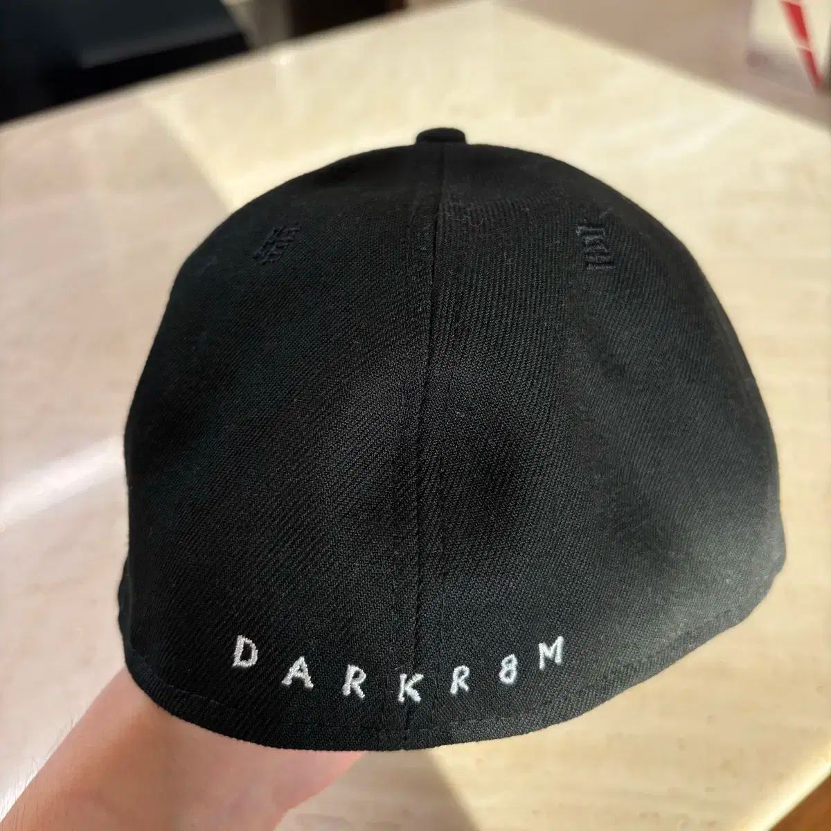 ダークルーム ニューエラ 758 60.6cm