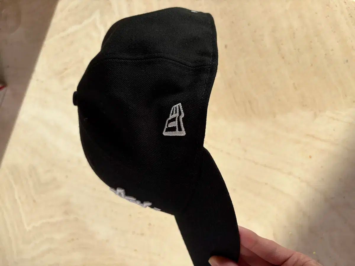 ダークルーム ニューエラ