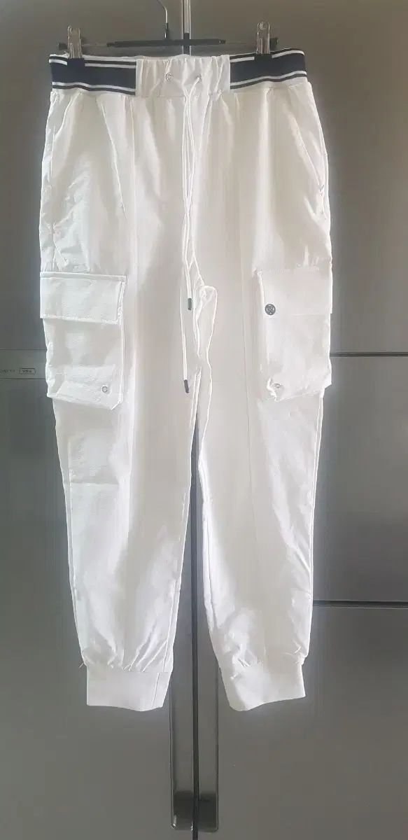 G FORE ジーフォア 白 カーゴ ジョガーパンツ ISTJ VENDING MACHINE Ver パンツ