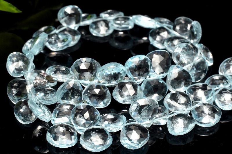 １点物 AA 高い透明度 トパーズ 7 x mm ドロップファセットカット 半連 約20 cm パワーストーン 天然石 _MC 675