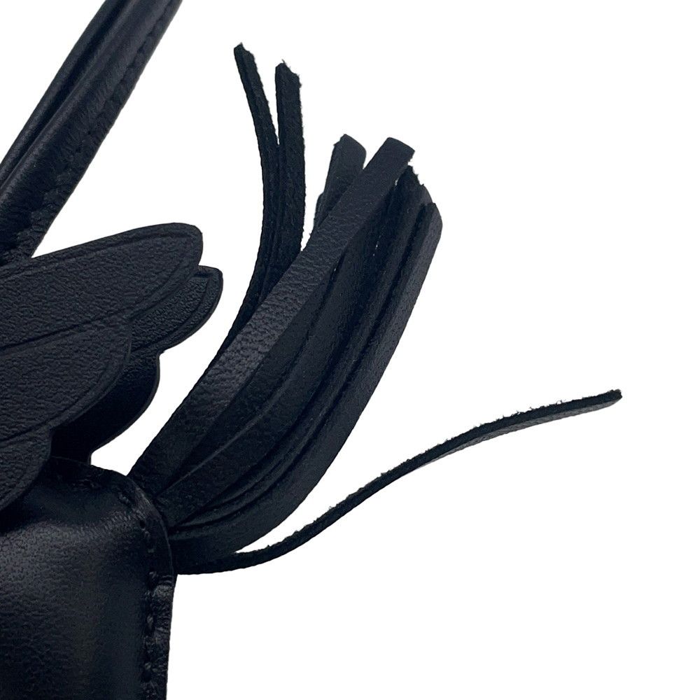 ペガサス ブラック