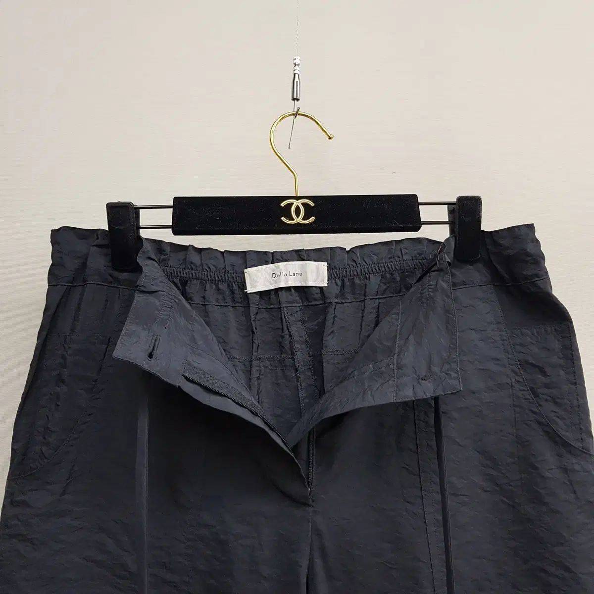 デラララ 2025 クリンクル ワイド ISTJ VENDING MACHINE Ver. パンツ Mサイズ