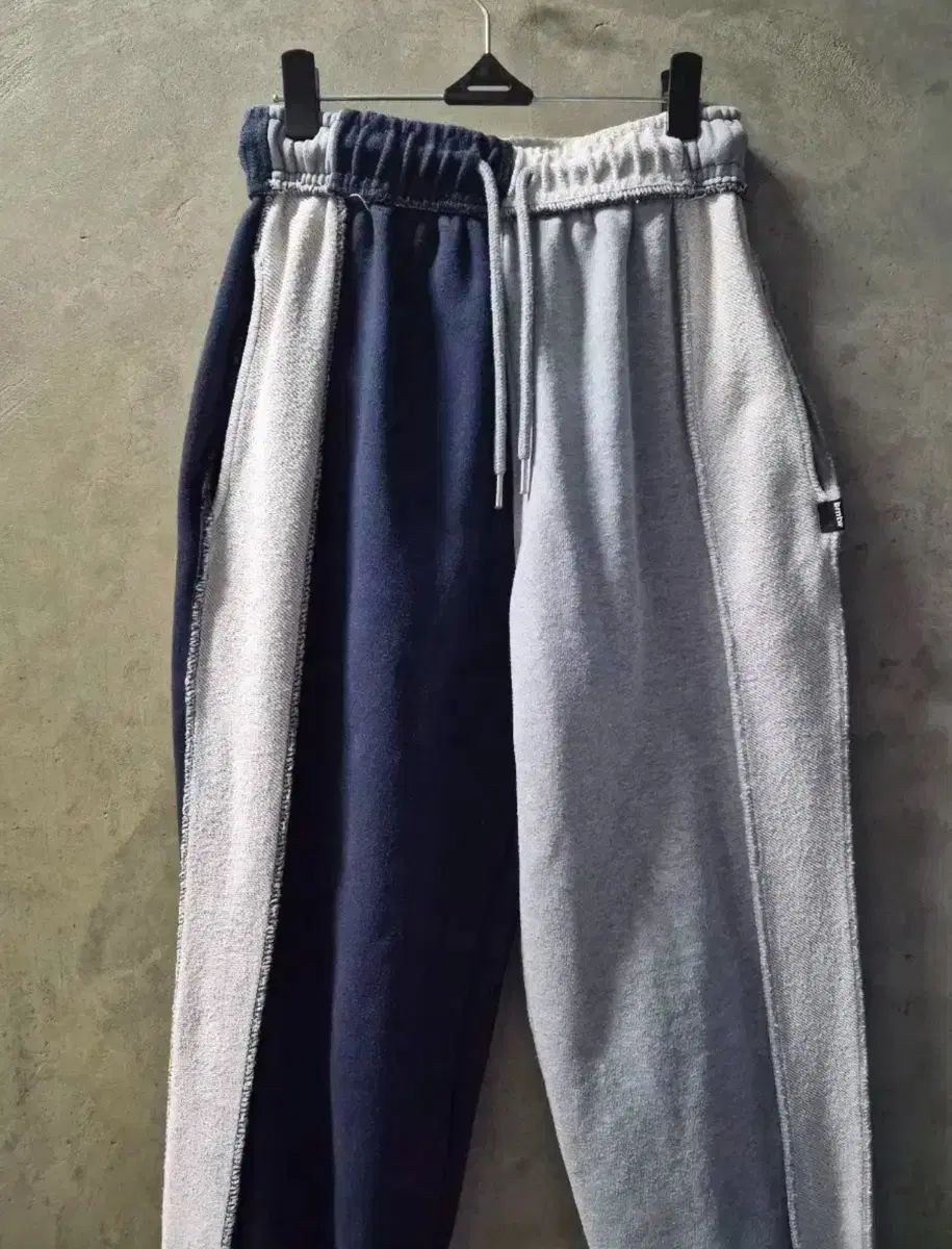 ボーン トゥ ウィン リバース アスラ パンツ モデル