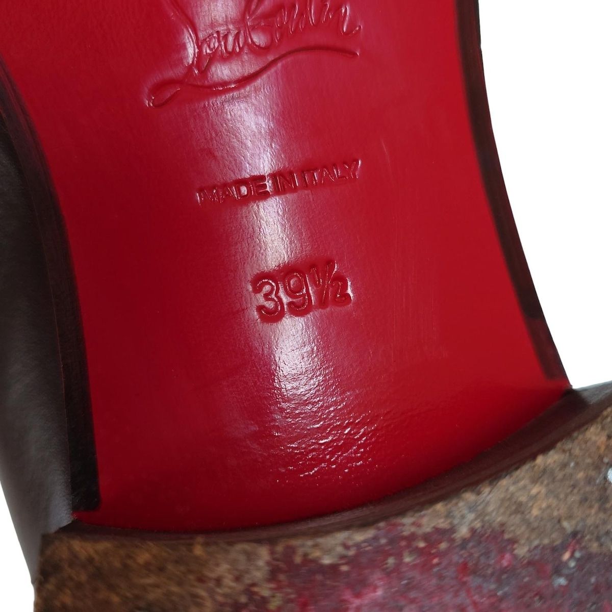 ダークブラウン