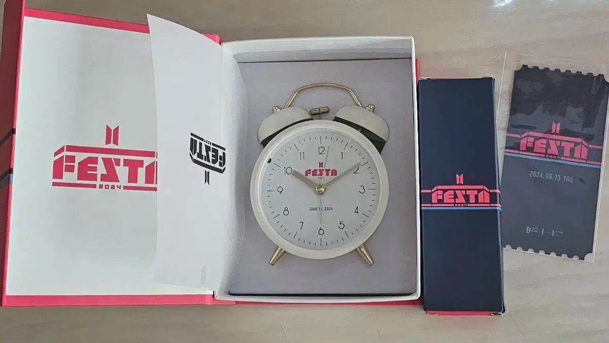 BTS ジン 最新 フェスタ ジン 時計