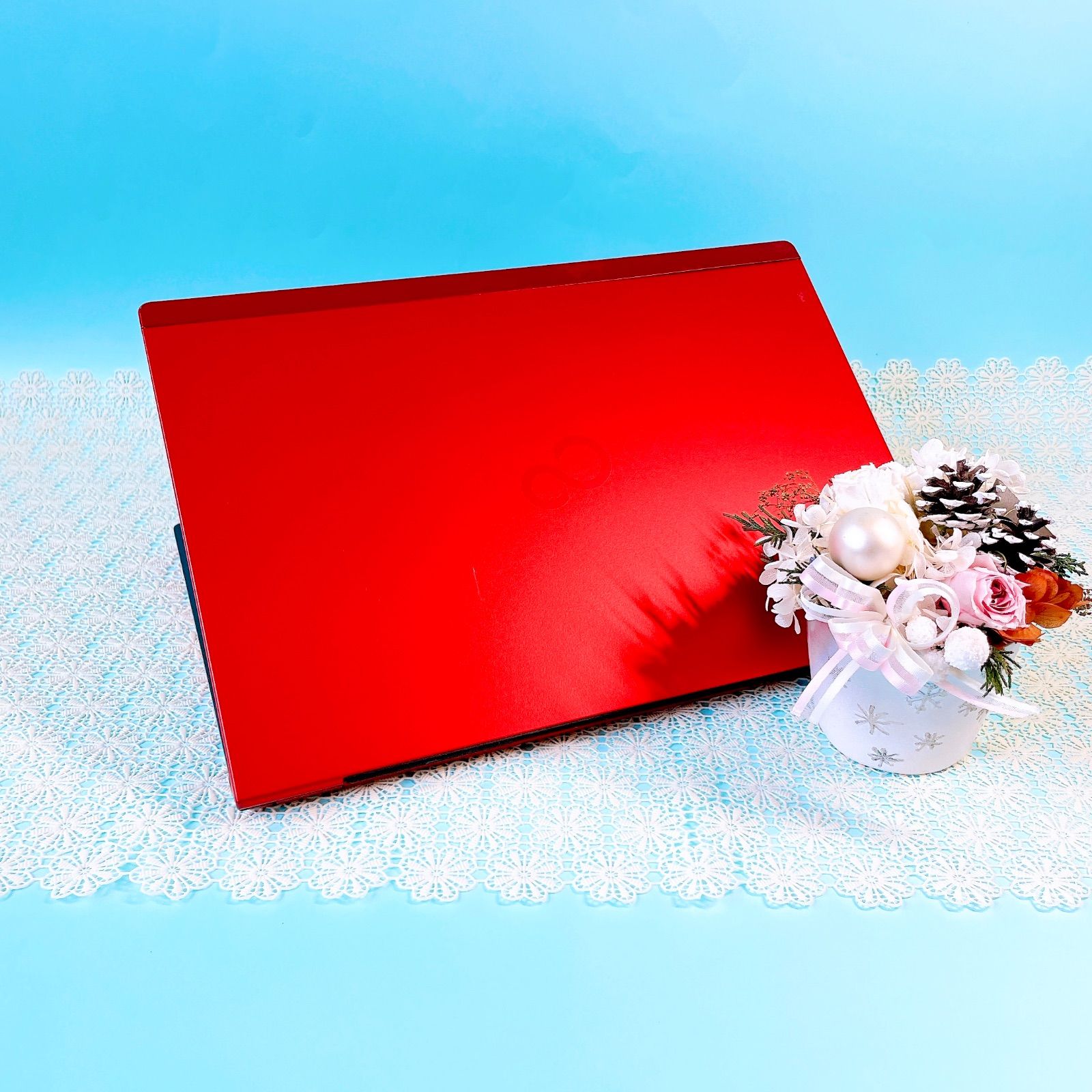 小型軽量❣️薄型ノートパソコン！おしゃれレッド×ブラック✨️快適SSD