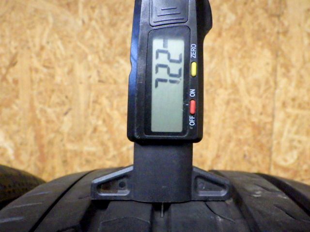 L 168 G 製造 約8部山 BluEarth RV 03 215 60 R 17 2本