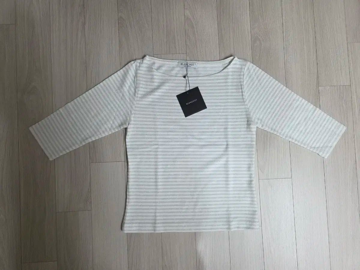 ブランショ ボートネック Tシャツ