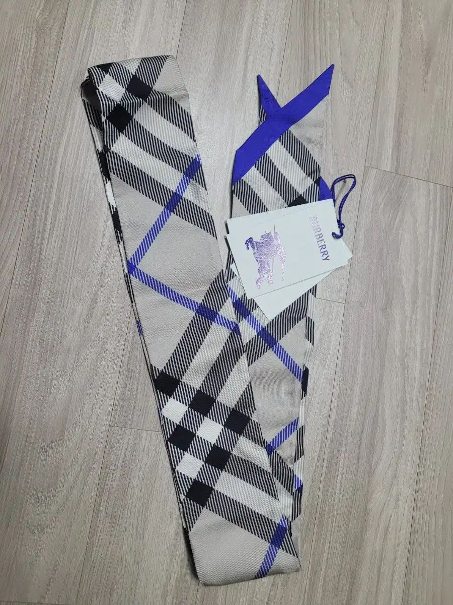 バーバリー スキニー チェック シルク スカーフ