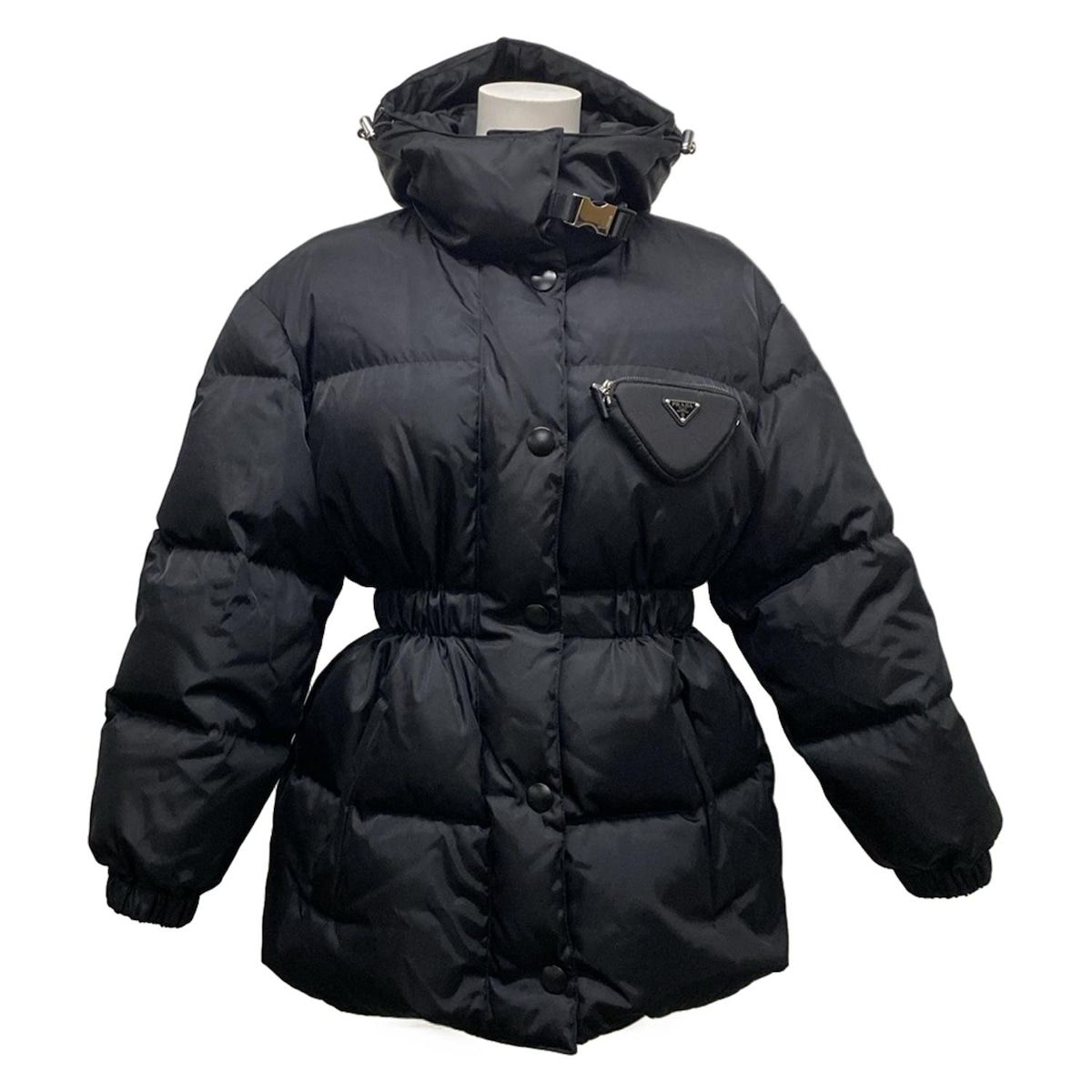 PRADA プラダ ダウンジャケット サイズ38 S レディース - 29Y966 黒 RE-NYLON メタルトライアングルロゴ ダウン