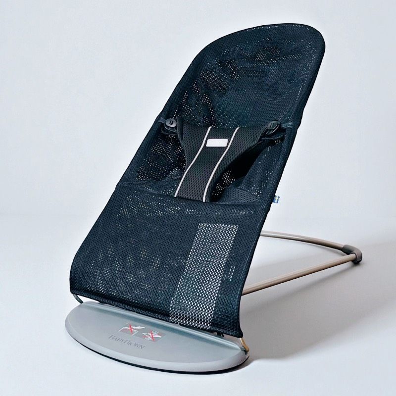  【美品】最上位モデル Baby Bjorn バウンサー Bliss Air メッシュ ブラック ベビービョルン ブリスエアー バウンサー・ゆりかご