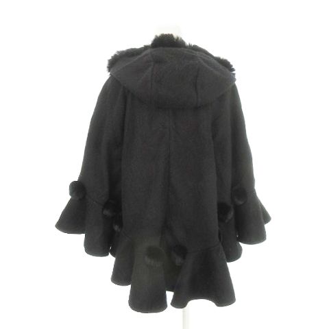 トゥービーシック TO BE CHIC ポンチョケープコート フーディー レッキスラビットファー フリル ポンポン ウール カシミヤ混 黒 ブラック AH7 GY99