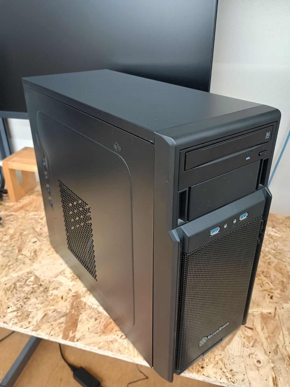 PC windows 11 home RYZEN 7 5700 G メモリ 16 m.2 SSD 512 GB passmark マルチ24419