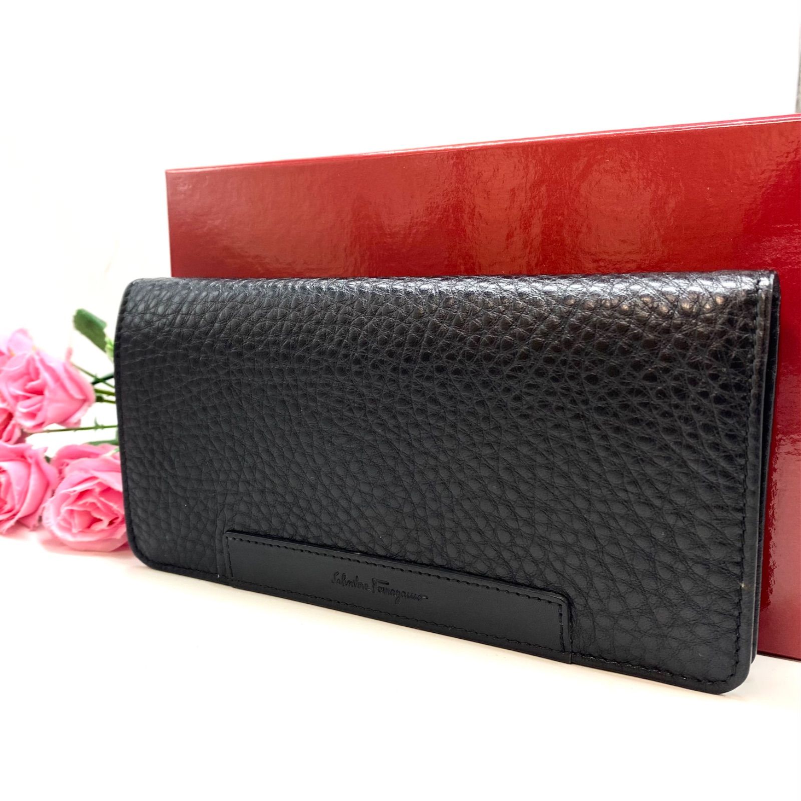 フェラガモ財布 日本限定商品】二つ折り財布 - ウィメンズ | Ferragamo