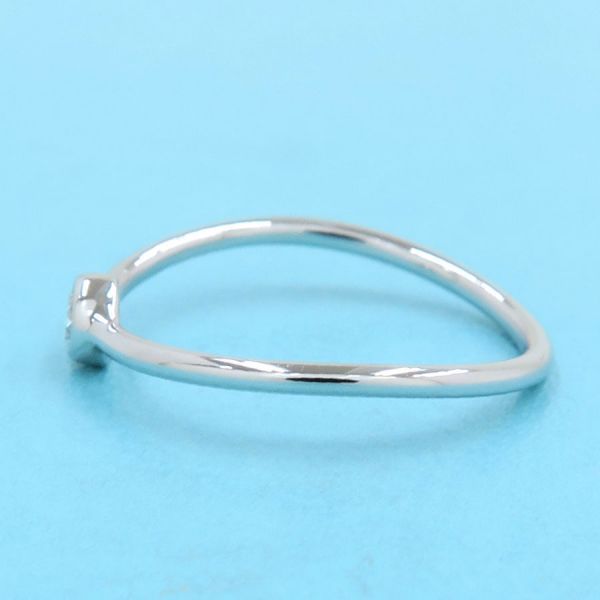 ティファニー ウェーブシングルロウダイヤリング#6.5近辺 【無料ギフト