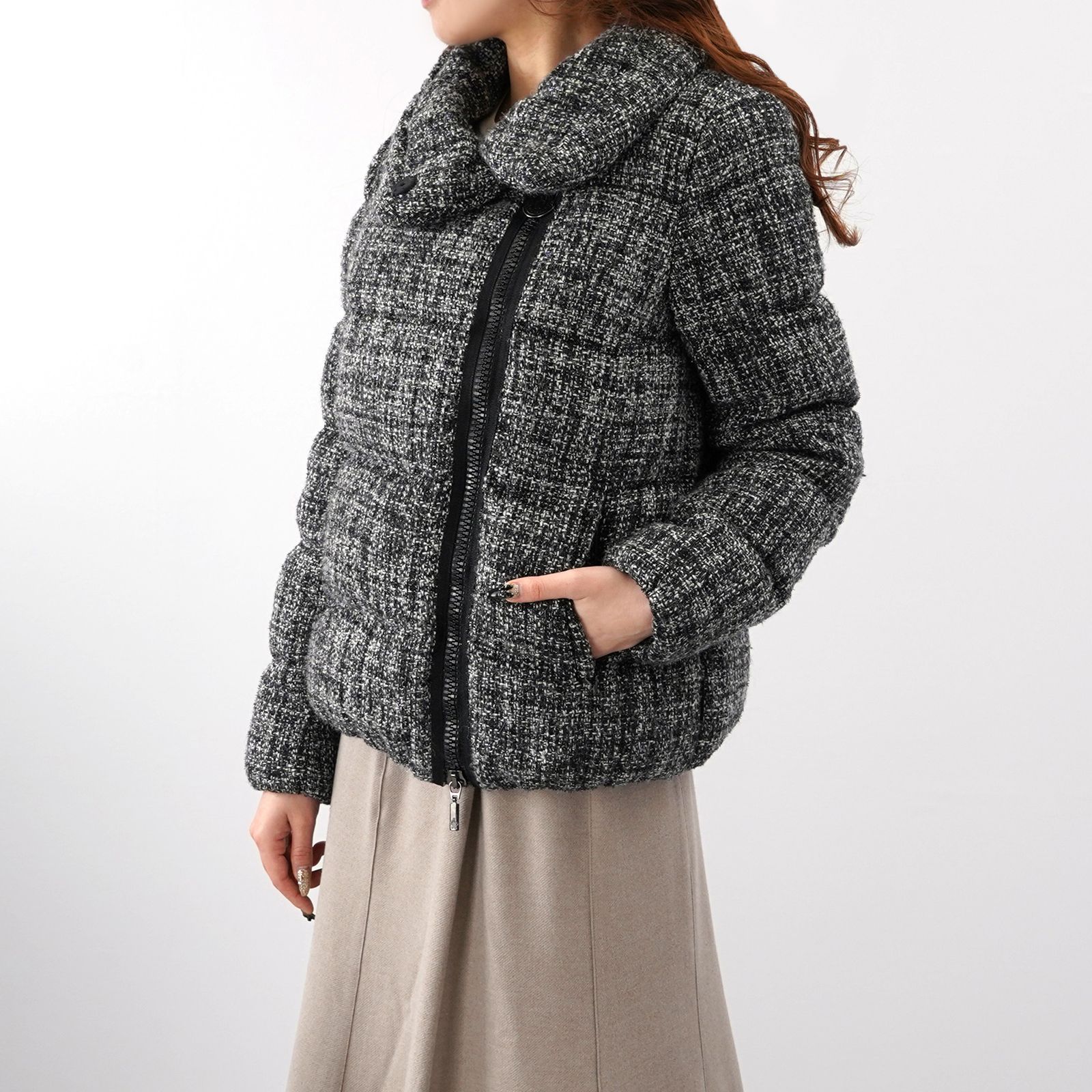 美品✨モンクレール ROCHERS 2 M ツイード ラメ ダウンジャケット MONCLER モンクレール ラメ ツイード ダウンジャケット - メルカリ