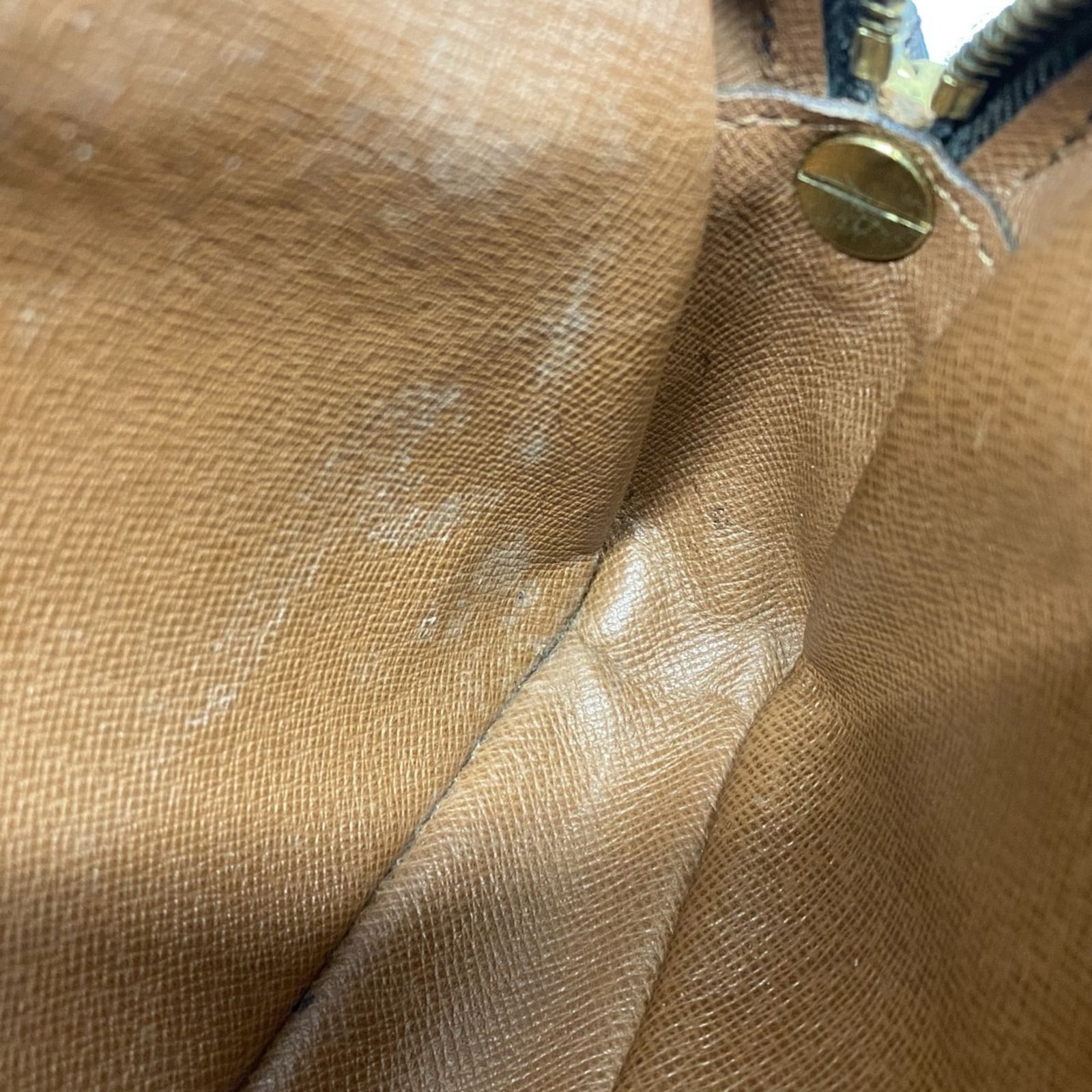 クラッチバッグ