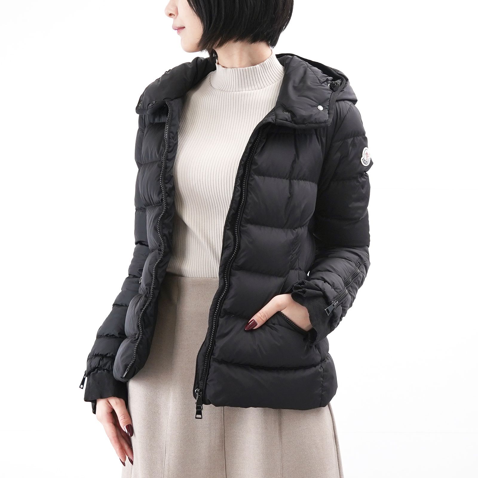 MONCLER モンクレール BETULA ダウンジャケット 4696605 54155