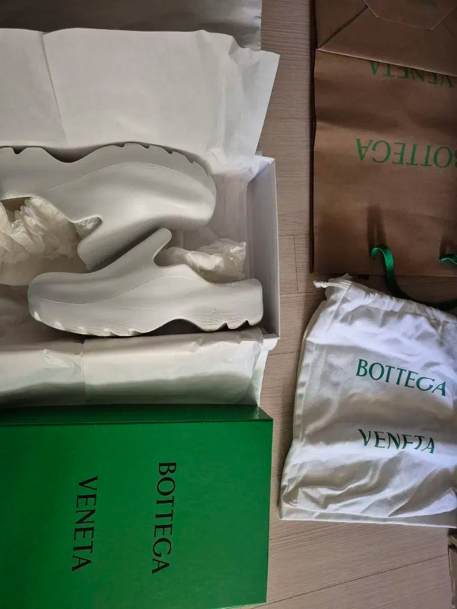 BOTTEGA VENETA ボッテガ ヴェネタ フラッシュ クロッグ 43 サイズ