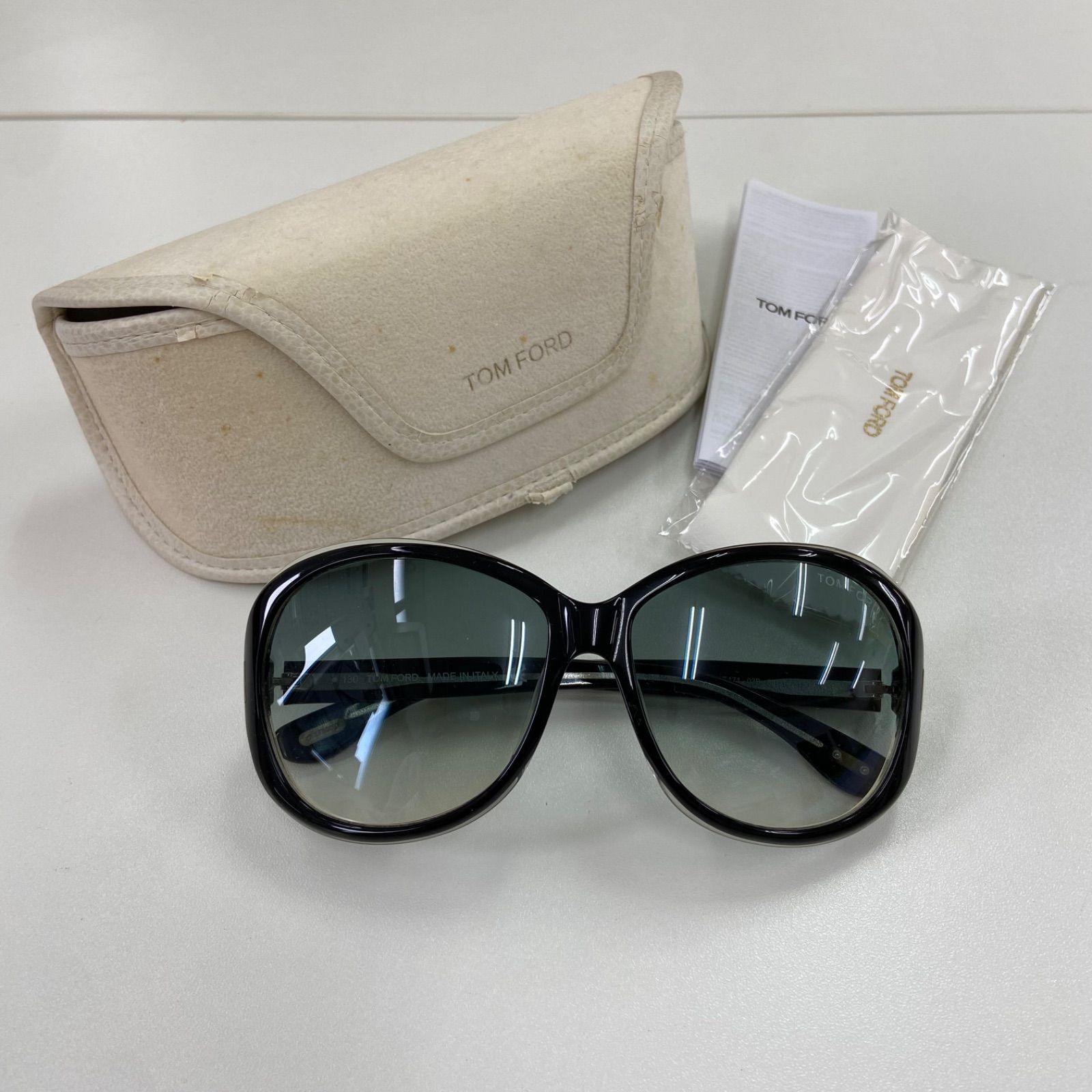 ブラック オーバーサイズ