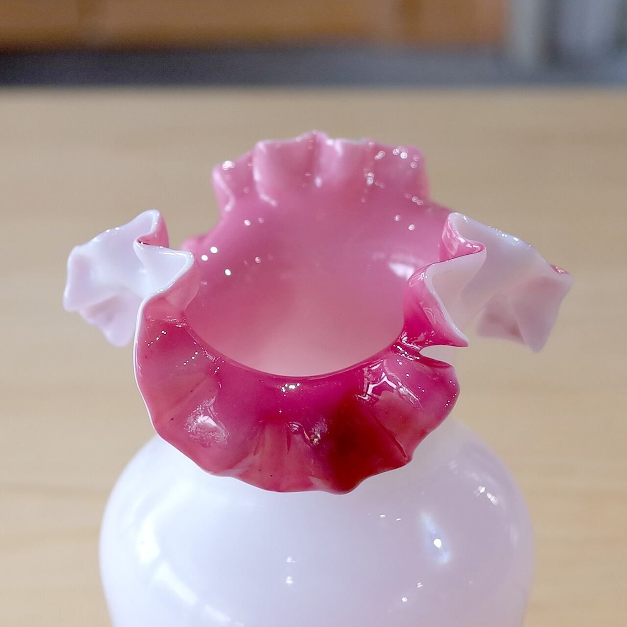 Flower vase Blown glass Pink 大正時代 大正ガラス 吹きガラスト 花瓶 