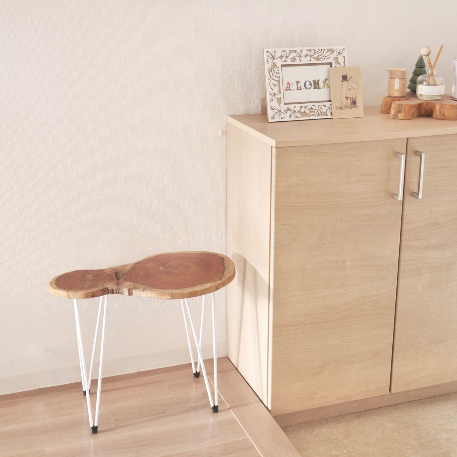 欅のテーブル サイドテーブル コーヒーテーブル table 一枚板 無垢材