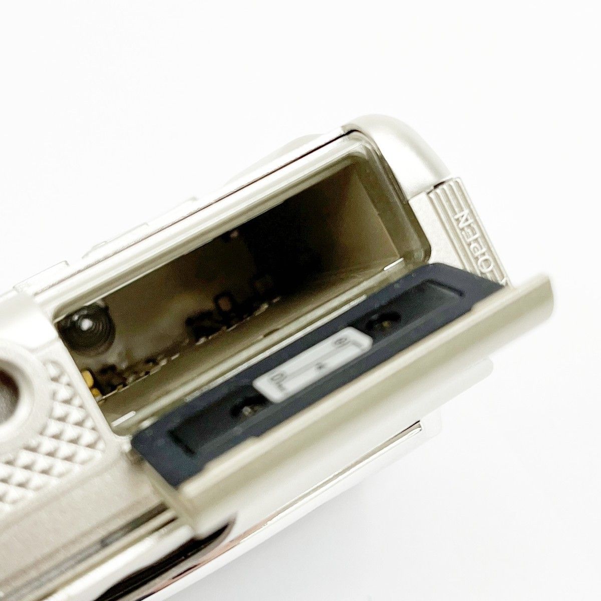 ◇◇OLYMPUS オリンパス コンパクトデジタルカメラ シルバー 充電器付 μ-15