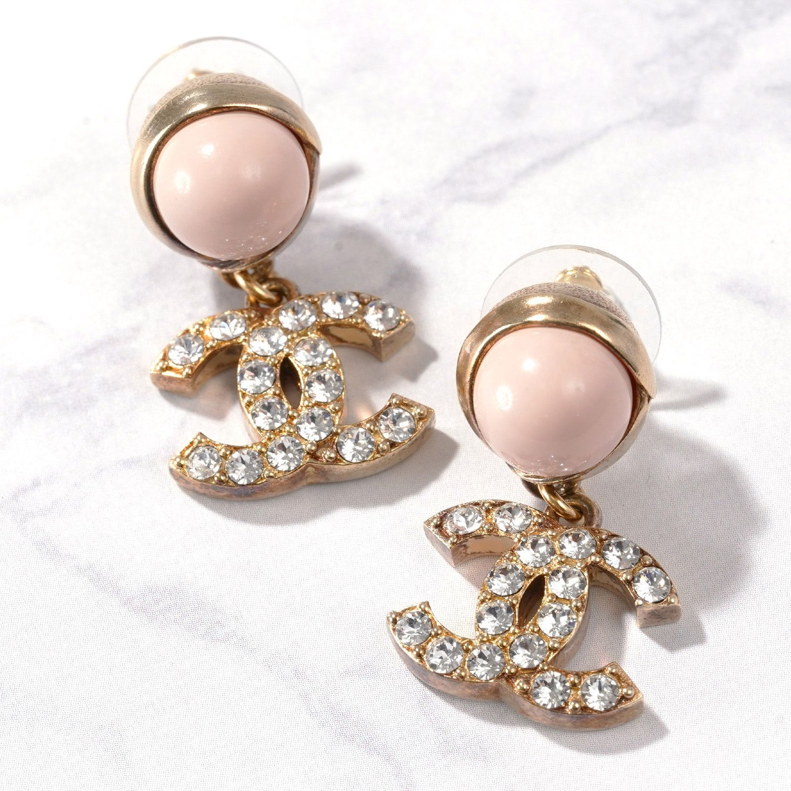 CHANEL ココマーク ラインストーン ゴールド ピアス C22A