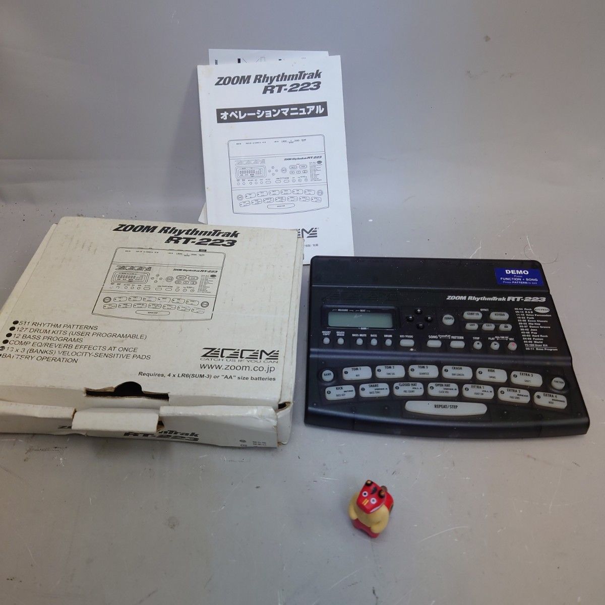 ZOOM RT 223 動作品 元箱 取扱説明書付き リズムマシン ドラムマシン ズーム RhythmTrak z 2368