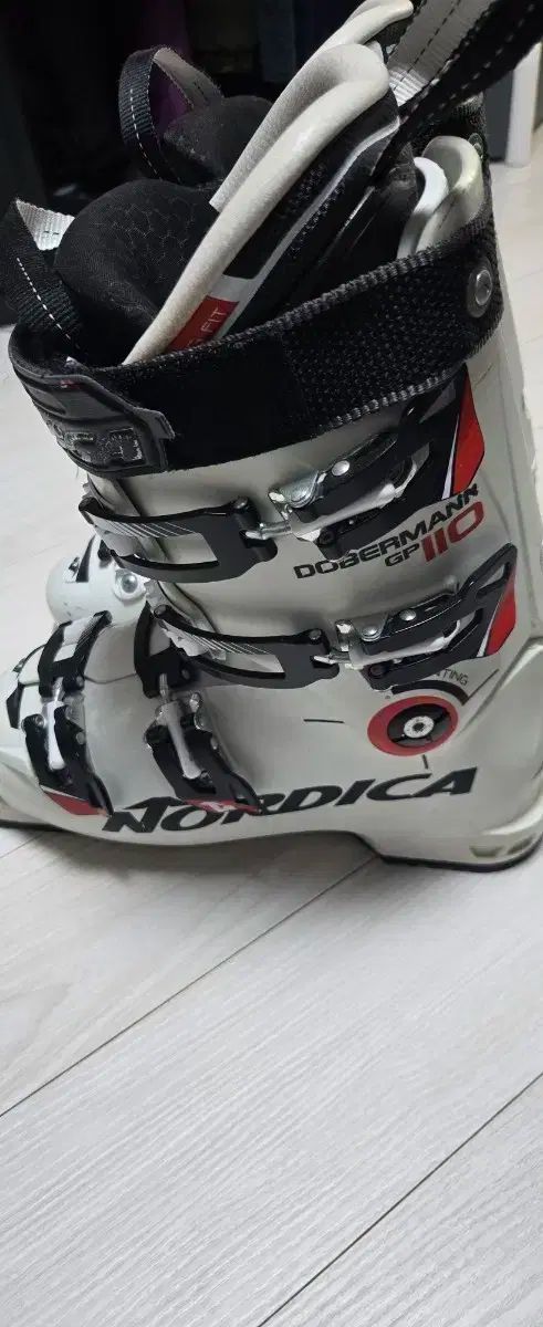 ノルディカ ドーベルマン GP 110 240 245