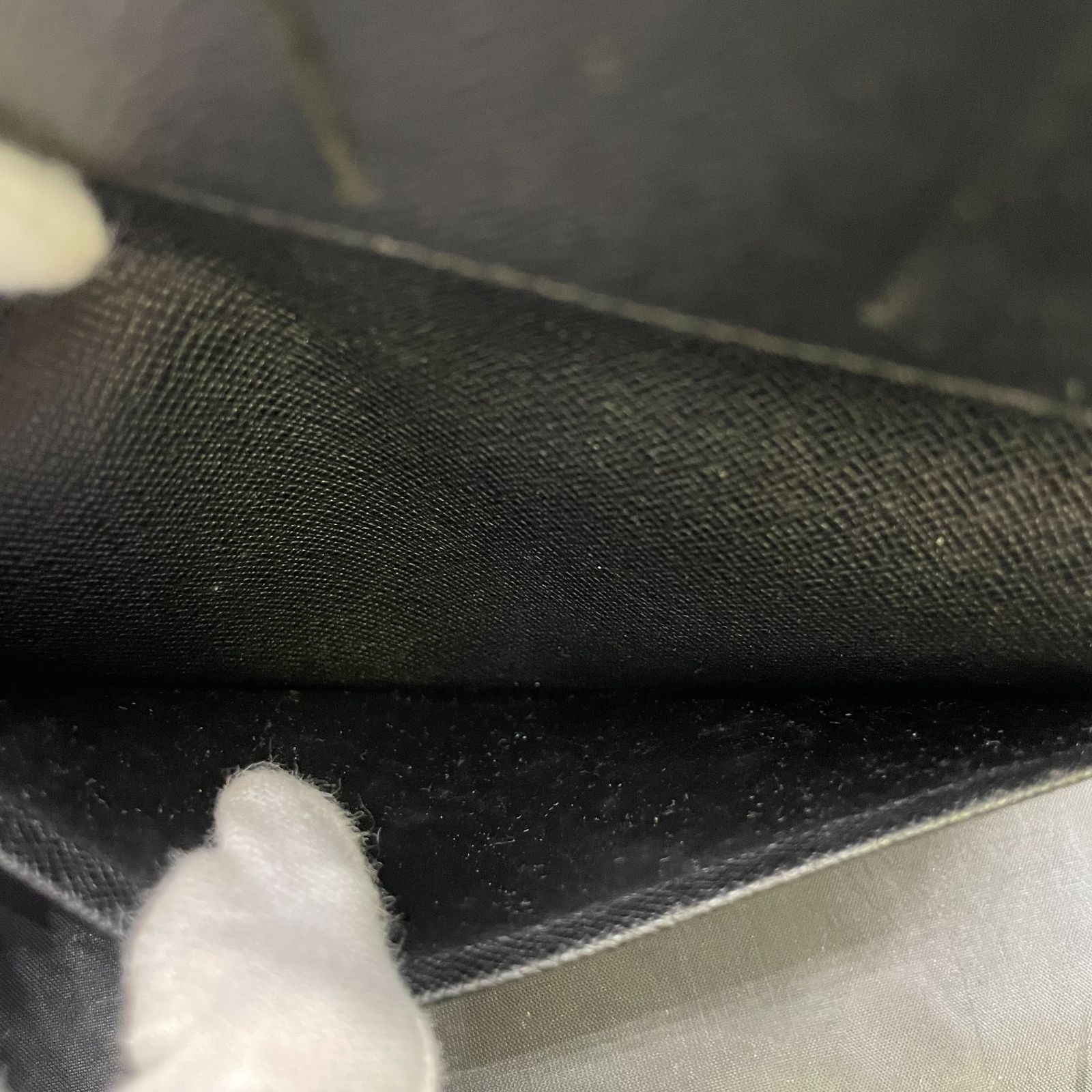 ルイヴィトン タイガ 札入れ B25111157 WWW_SMP1DAWEKUDUS_SCH_ID