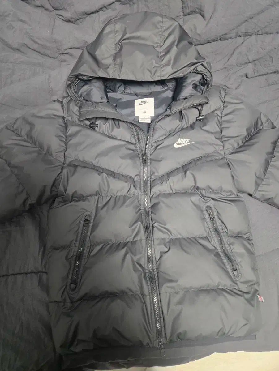 ナイキ ストームフィット ダウン S