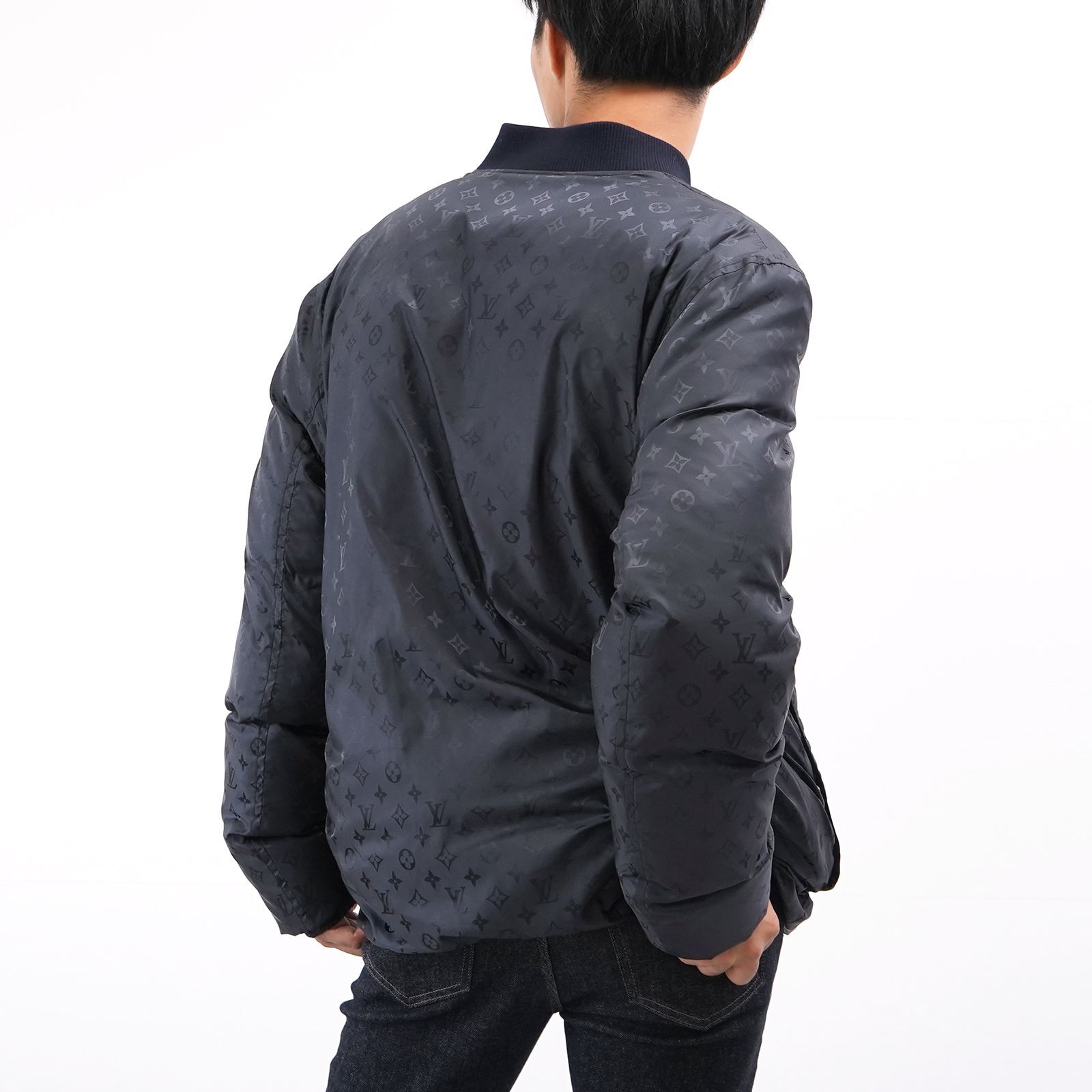 Louis Vuitton LV リバーシブル ダウンジャケット