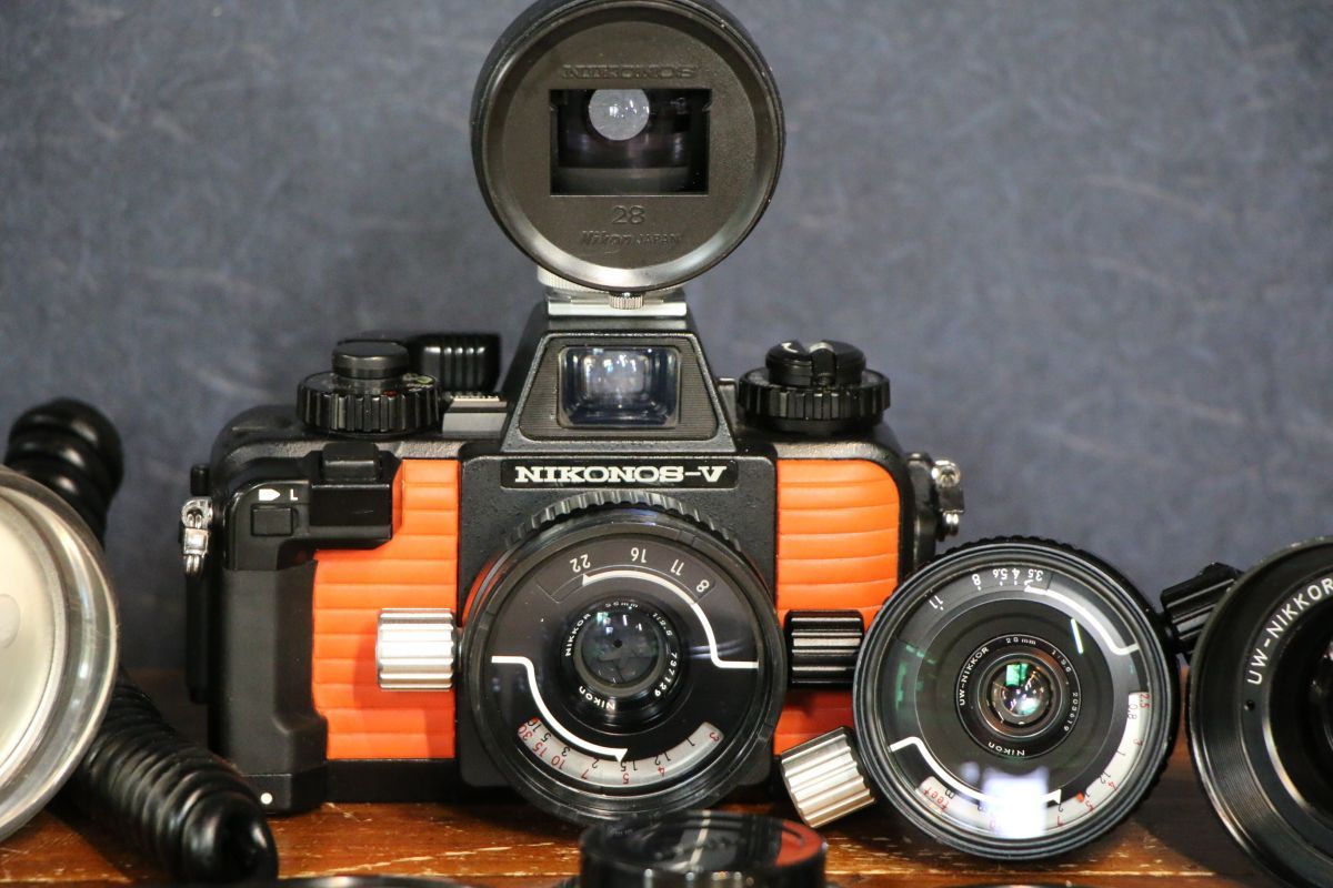 点検済 ニコン Nikon NIKONOS-V ファインダー レンズ ストロボセット ストロボ完動 2842