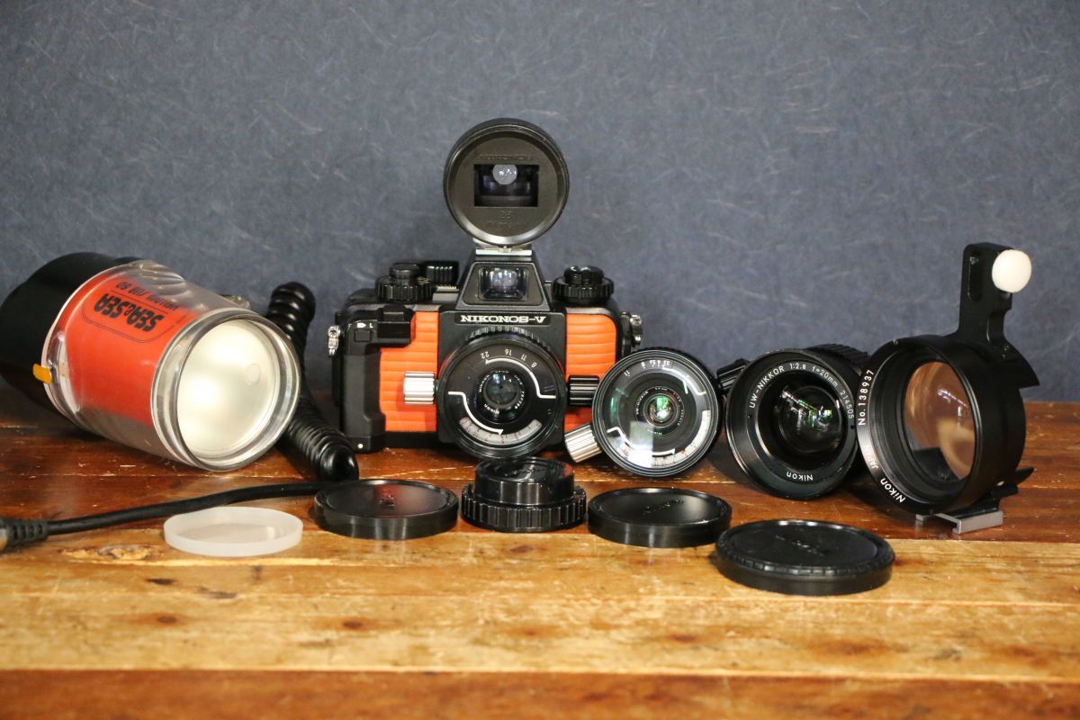 点検済 ニコン Nikon NIKONOS-V ファインダー レンズ ストロボセット ストロボ 2842