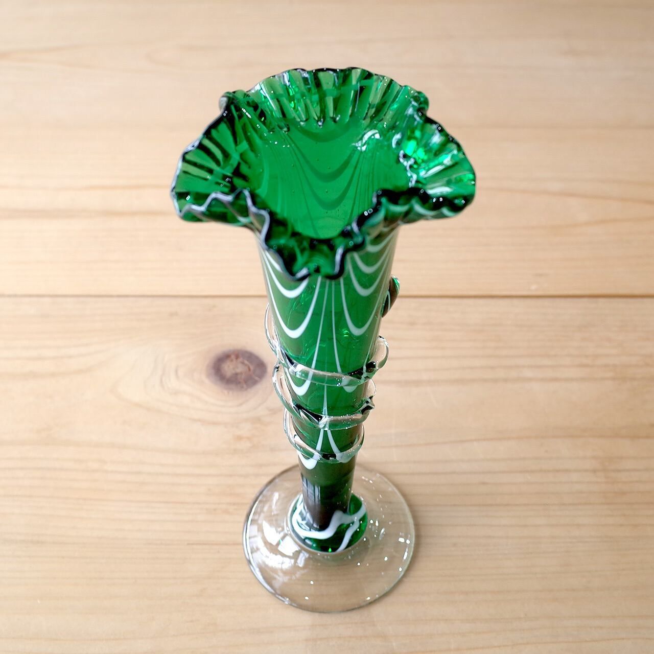 Flower vase Blown glass Green 大正時代 大正ガラス 吹きガラスト